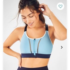 NWT Fablectics Zoe High Impact Sports Bra